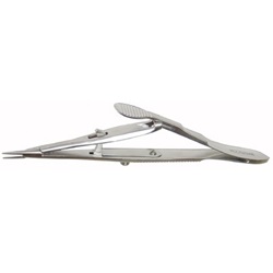 Kalt Needle Holder, Straight Serrated Jaws, Serrated Thumb Plate W/ Lock, 5 1/4" (13.5 Cm), 12.0 Mm Jaws