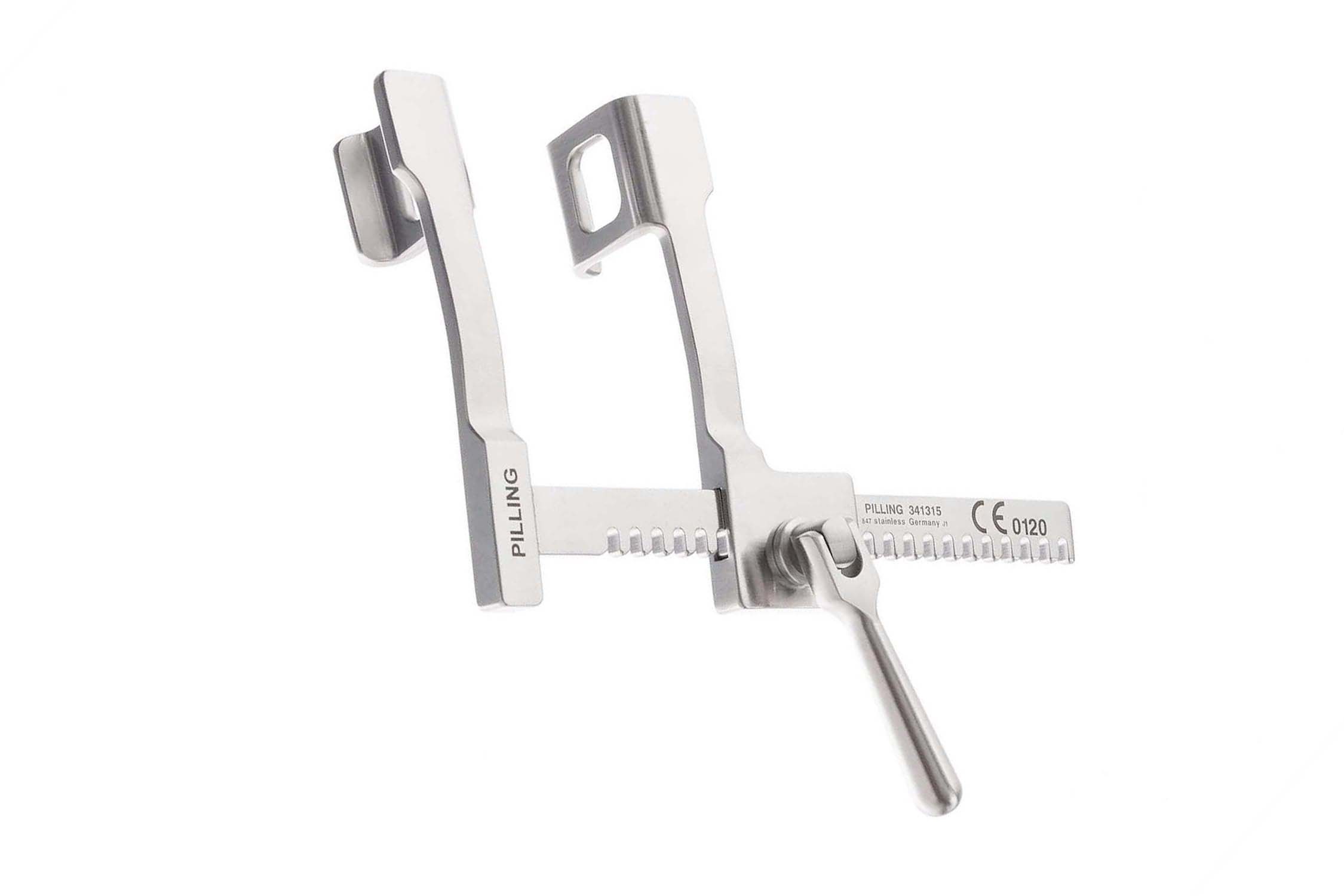 Finochietto Infant Rib Spreader, Stainless Steel, Curved Arms, Spread: 3 1/4" (8.3 Cm); Arm Length: 2 3/8" (6.0 Cm); Blades: 3/4" X 5/8" Deep (1.9 X 1.6 Cm)